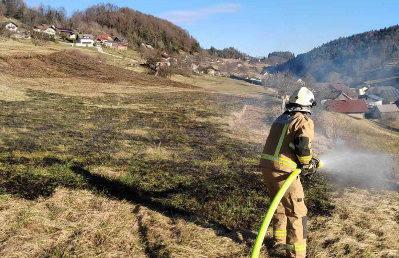 Za del države preklicana velika požarna ogroženost naravnega okolja
