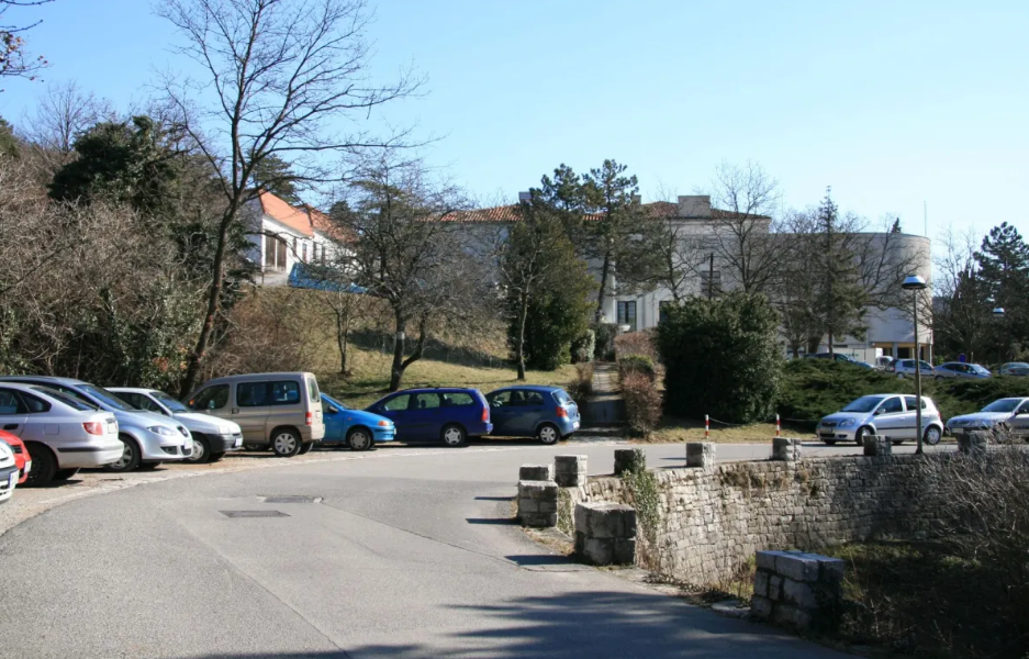 Skoraj polovica proračuna bo šla za naložbe