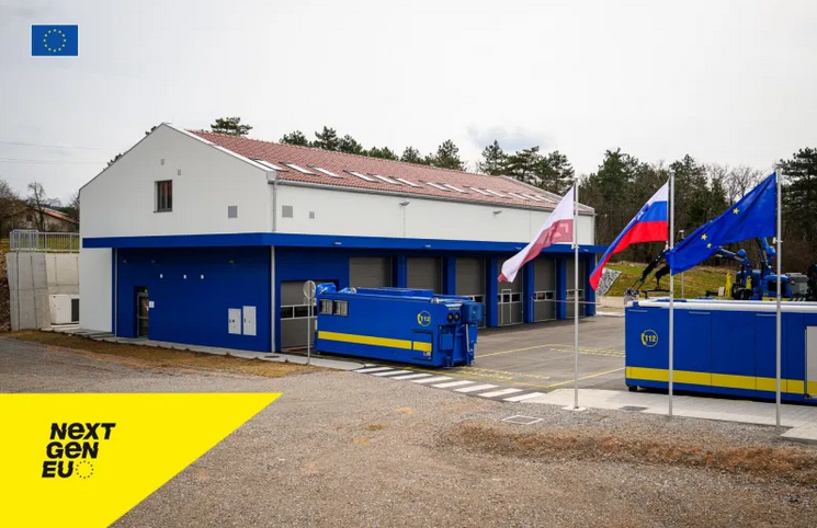 Vseslovenski center za požare v naravnem okolju v Sežani bo do konca maja 2026 izobrazil tisoč ljudi