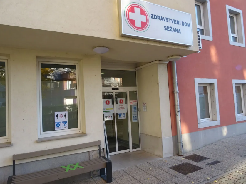 Brezvladje v Zdravstvenem domu Sežana se nadaljuje: brez direktorja in brez vršilca dolžnosti